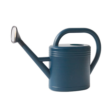 Gardening Tools Large-capacity Watering KettleProduct information:
 
 


 Material: plastic
 
 Item No.: Retro Kettle
 
 Type: Watering Can/Spray Can
 
 Applicable scene: Home gardening
 
 Specifications: blue, haloweHalohavnHalohavnGardening Tools Large-capacity Watering Kettle