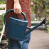 Gardening Tools Large-capacity Watering KettleProduct information:
 
 


 Material: plastic
 
 Item No.: Retro Kettle
 
 Type: Watering Can/Spray Can
 
 Applicable scene: Home gardening
 
 Specifications: blue, haloweHalohavnHalohavnGardening Tools Large-capacity Watering Kettle